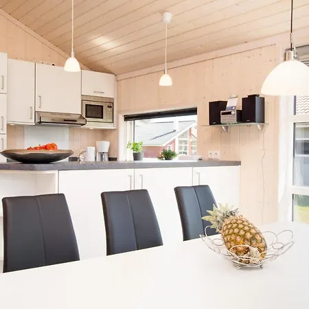 2 House B 50 Ferienhaus *